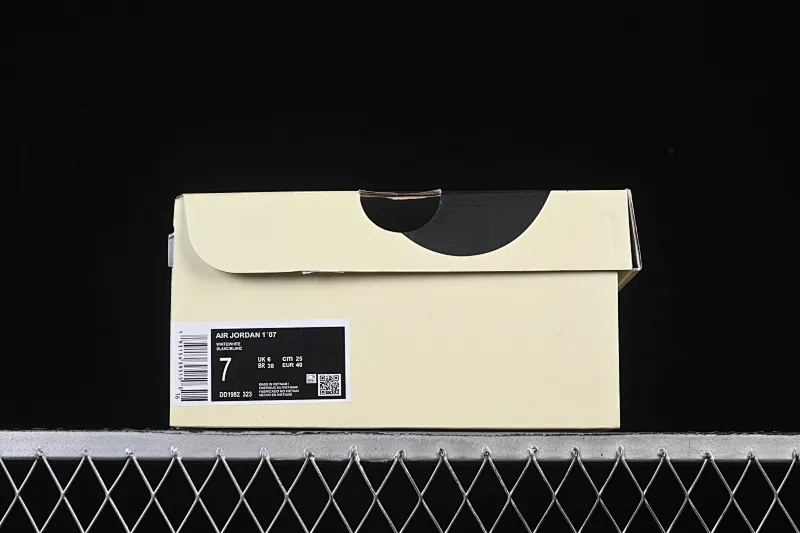 All categories Nk Air Force 1 Air Force series Nk Air Force 1 Low Air Force low-top Nike Air Force 1'07 Low Stusi co-branded beige rubber sole Air Force 1 low-top casual sneakers DD1982-323